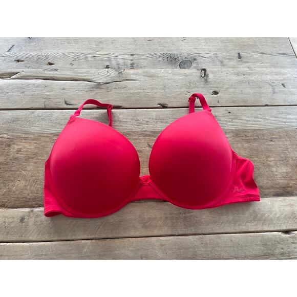 Victoria's Secret PINK Red Pepper Logo 32D Wear Everywhere SUPER Push Up Bra VS - Picture 1 of 2